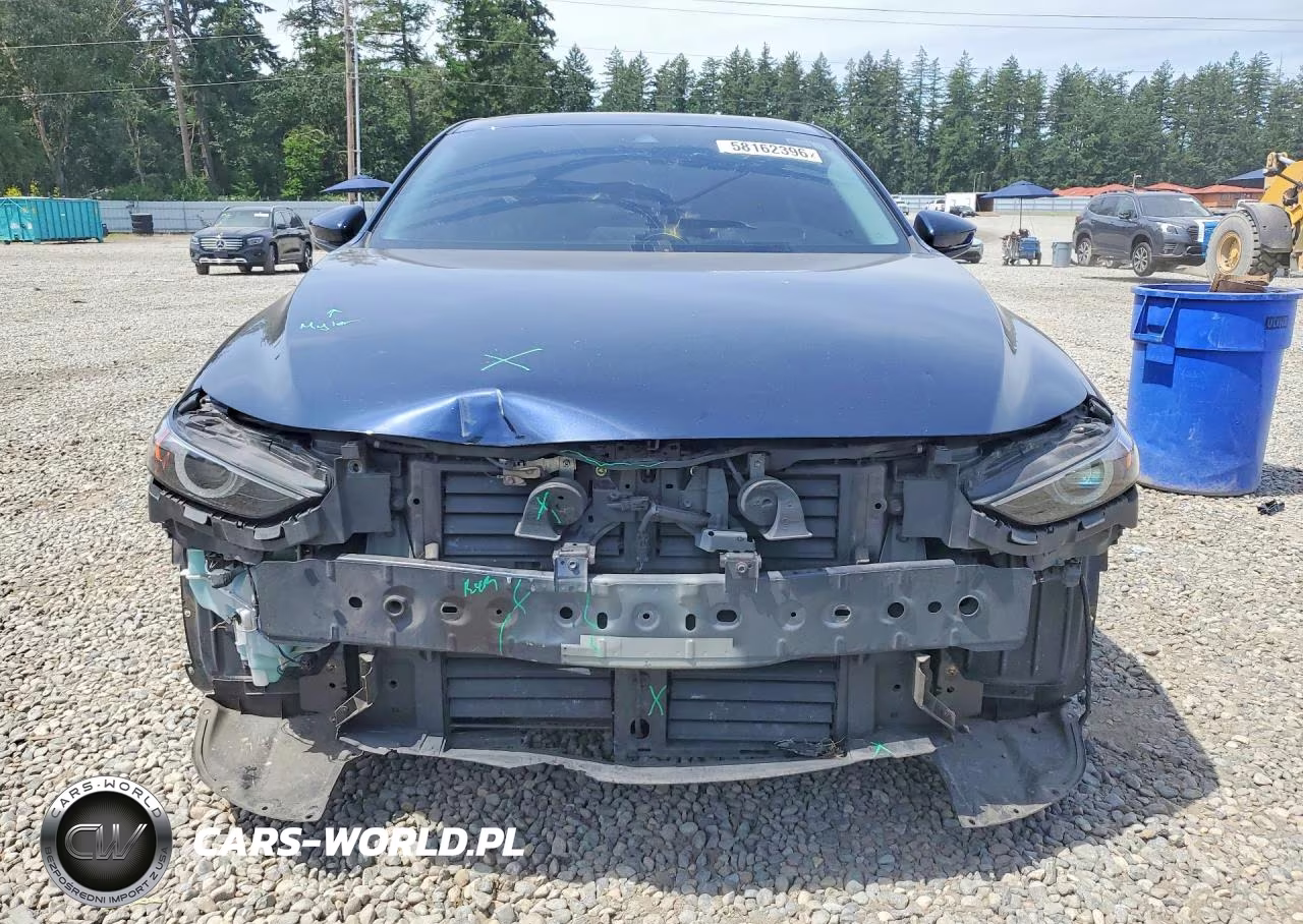 2019 Mazda 3 Premium VIN:JM1BPBEM6K1134410 - 5