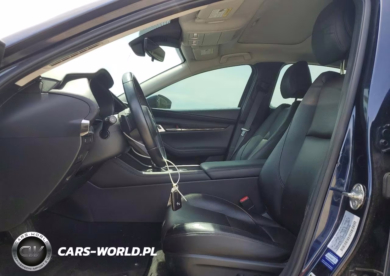 2019 Mazda 3 Premium VIN:JM1BPBEM6K1134410 - 7
