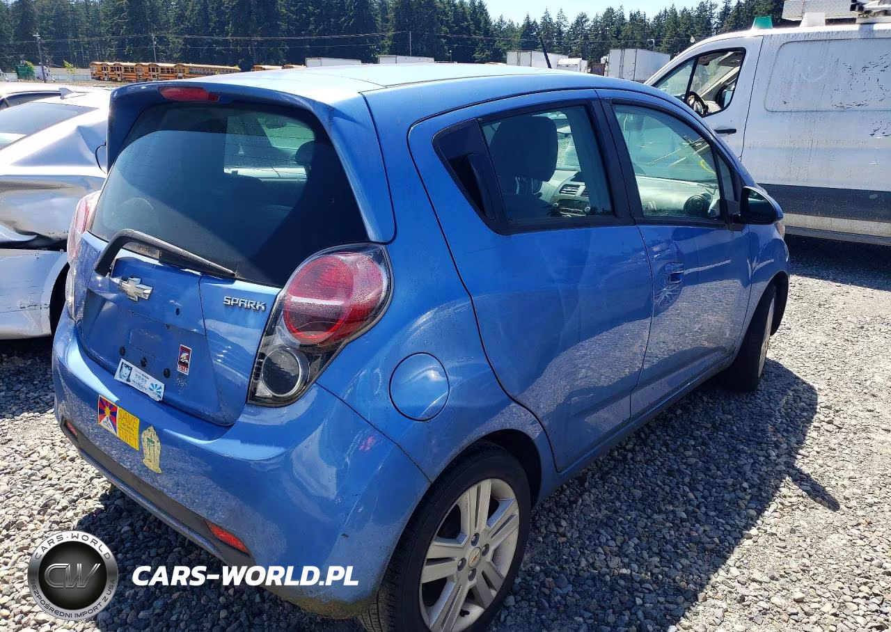 2015 Chevrolet Spark Ls VIN:KL8CA6S91FC742240 - 3