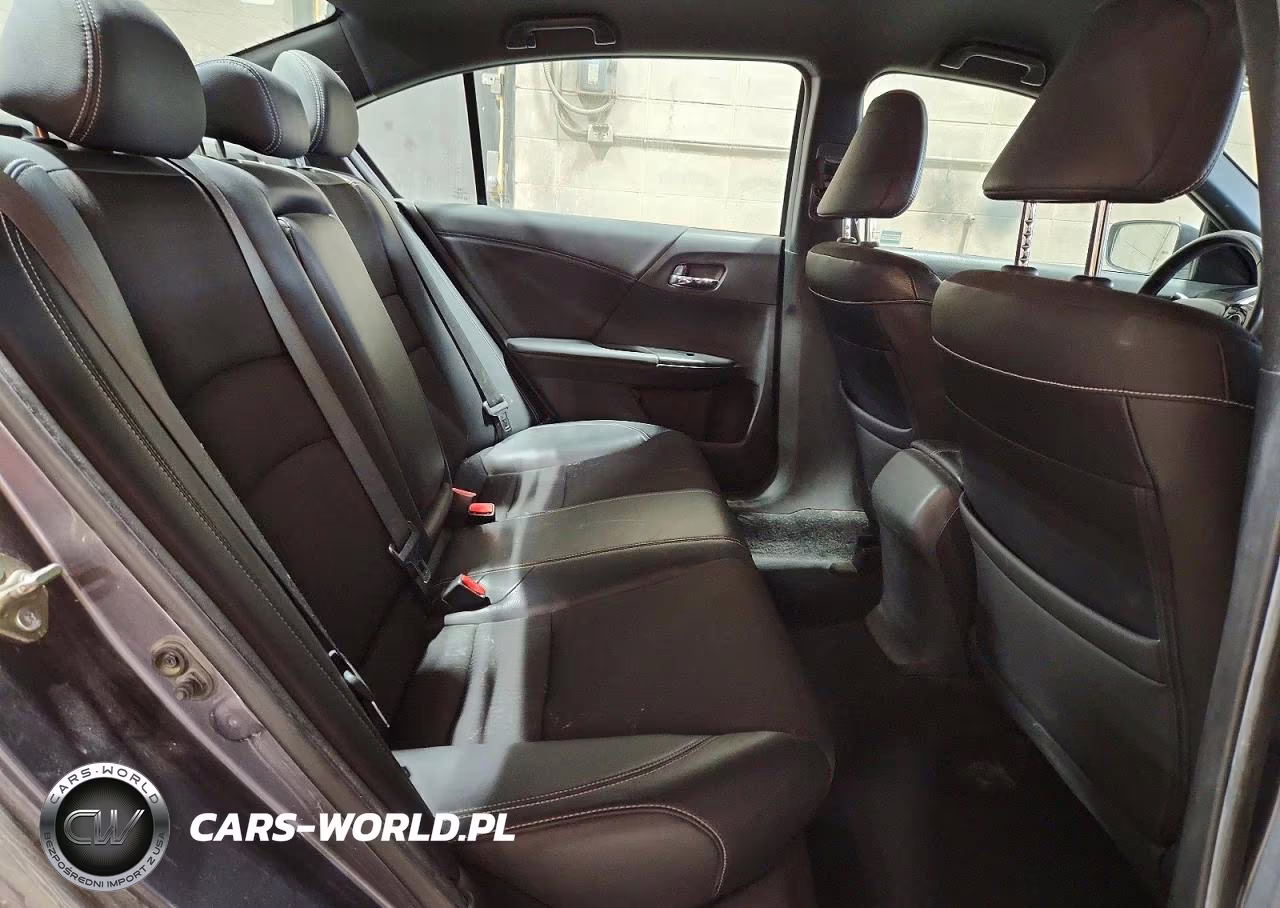 2016 Honda Accord Sport VIN:1HGCR2F50GA212582 - 10