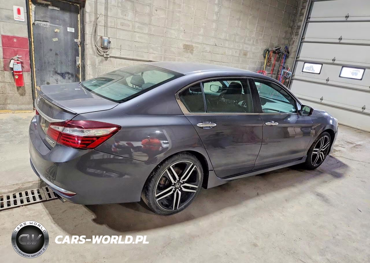 2016 Honda Accord Sport VIN:1HGCR2F50GA212582 - 3