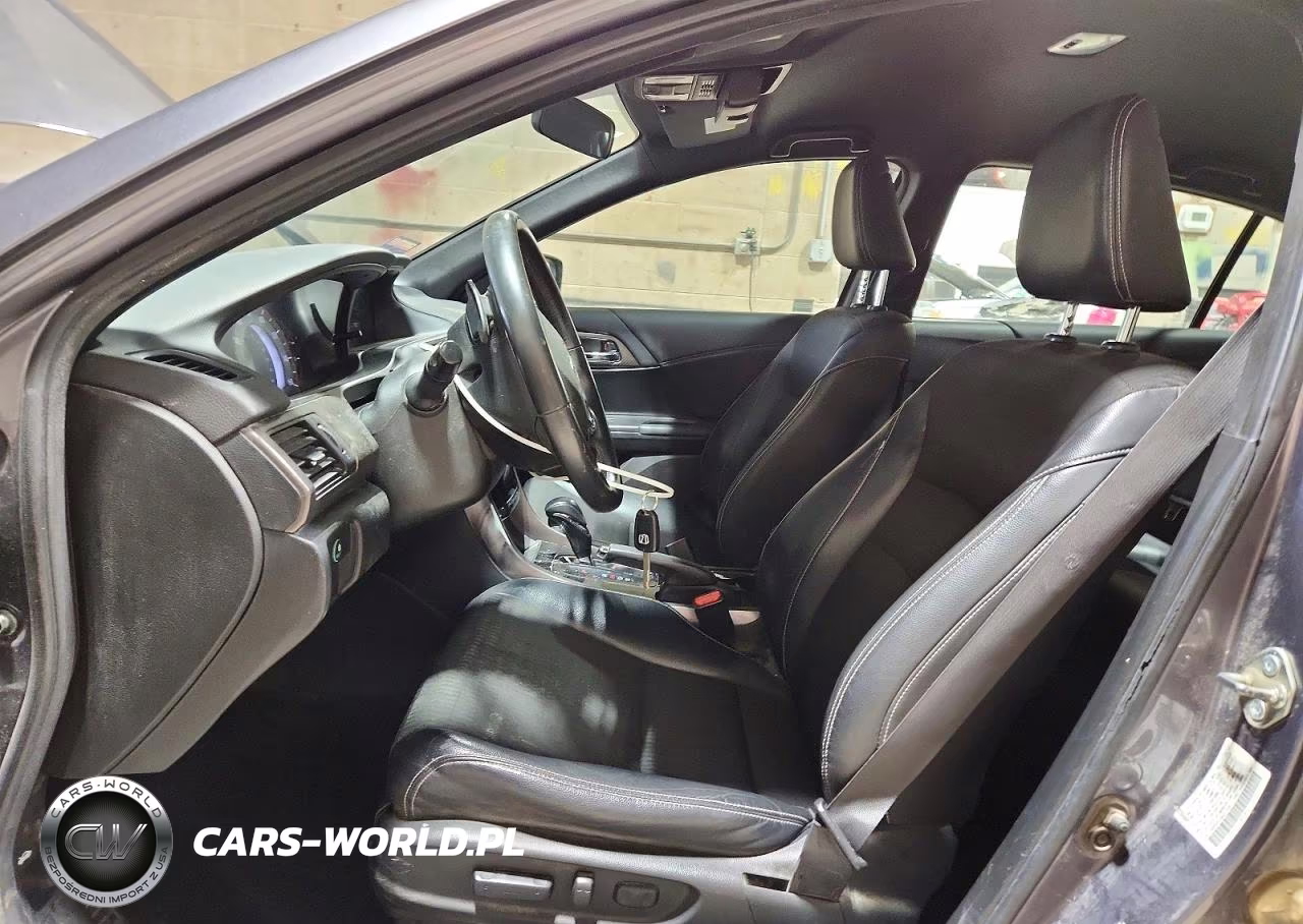 2016 Honda Accord Sport VIN:1HGCR2F50GA212582 - 7