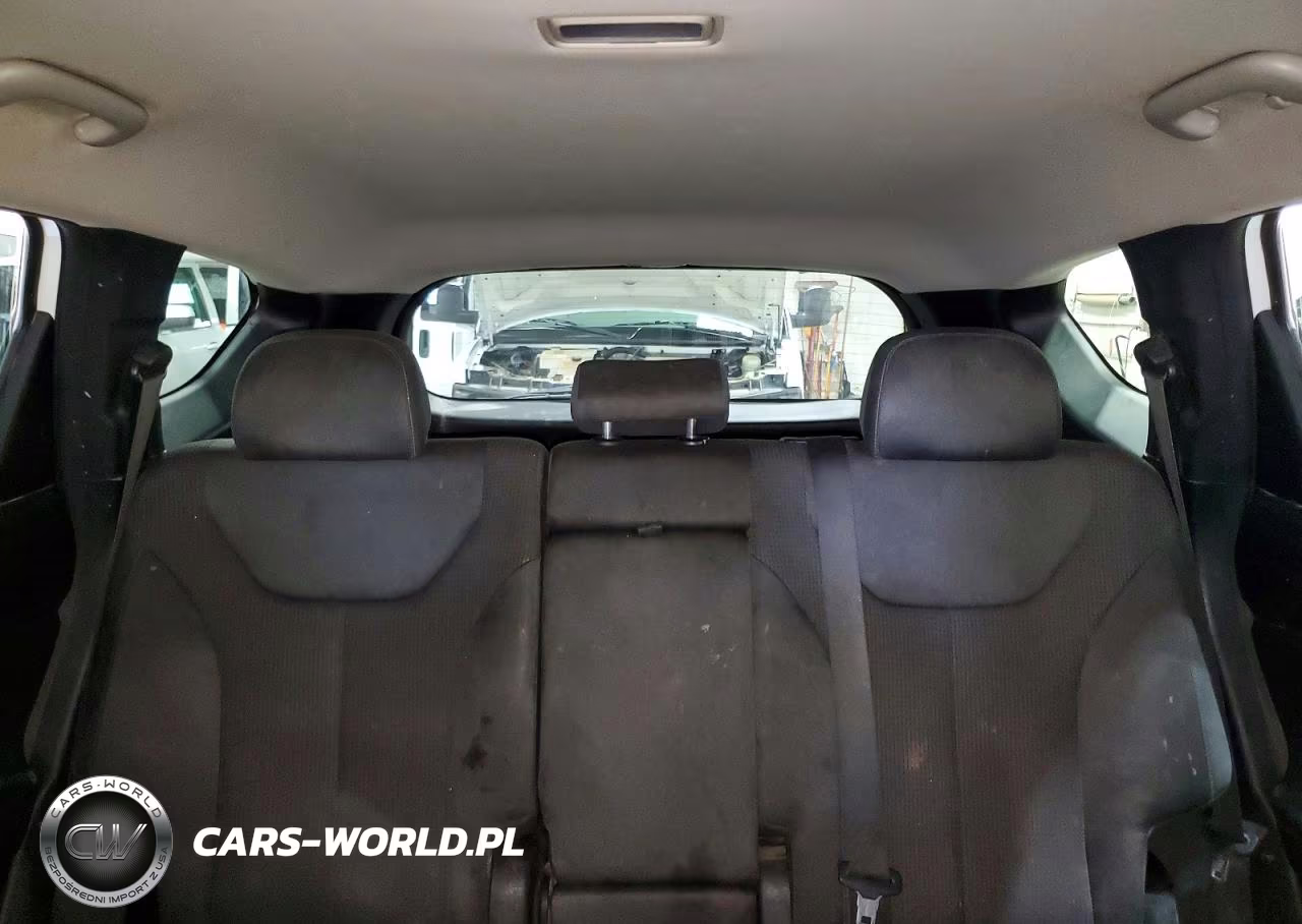 2019 Hyundai Santa Fe Se VIN:5NMS2CAD1KH084290 - 10