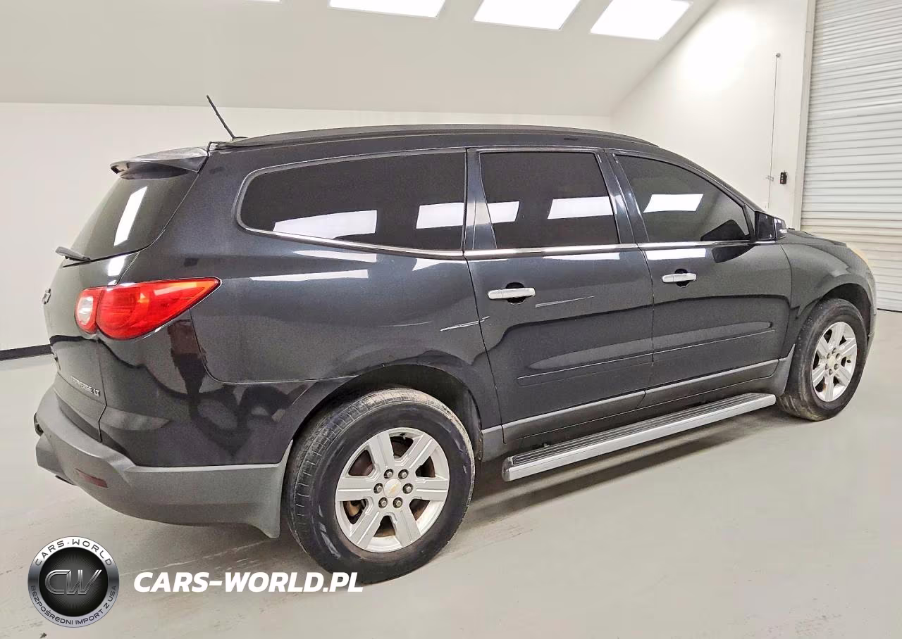 2011 Chevrolet Traverse Lt VIN:1GNKRJED7BJ276244 - 3