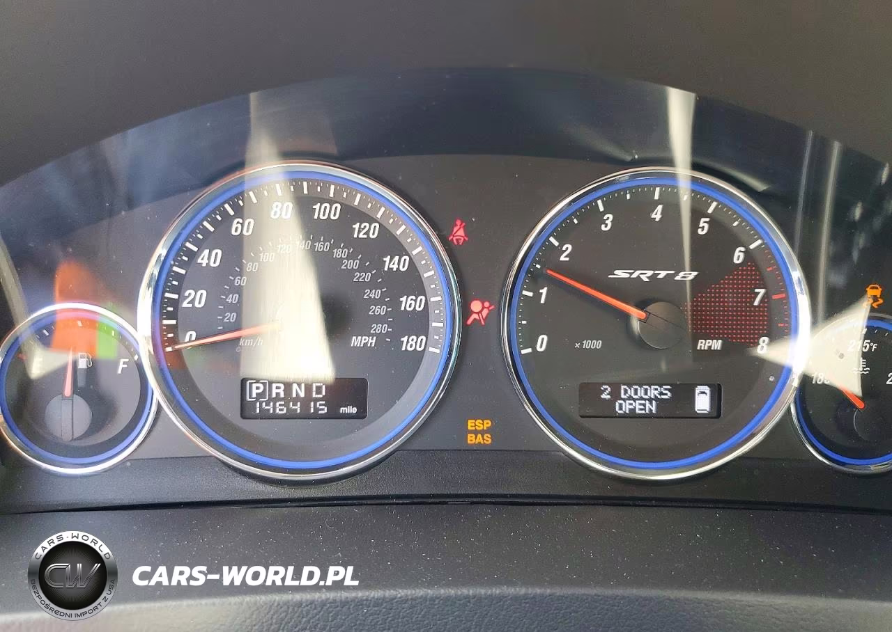 2008 Jeep Grand Cherokee Srt-8 VIN:1J8HR78368C200500 - 9