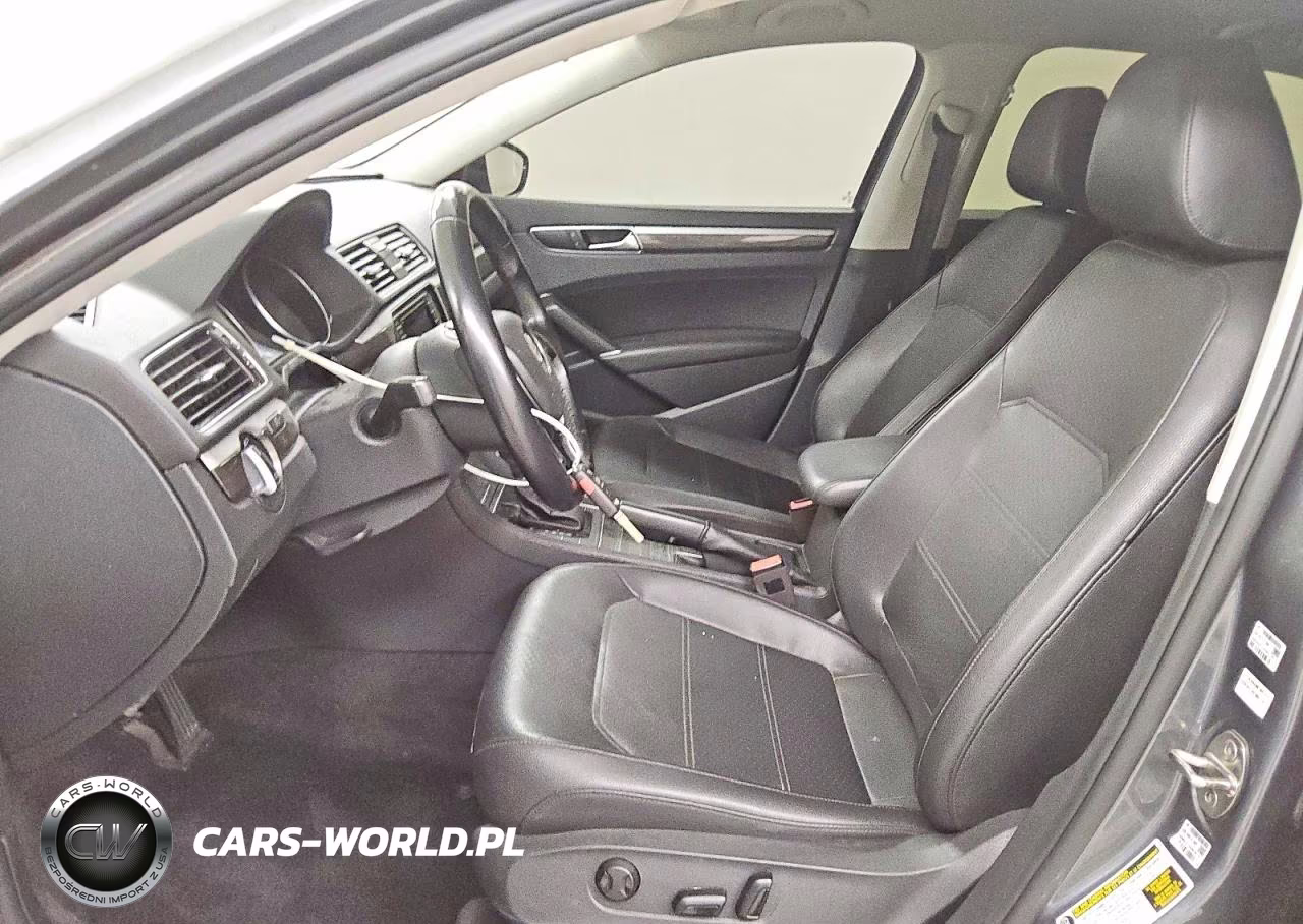 2018 Volkswagen Passat Se VIN:1VWBA7A34JC031983 - 7
