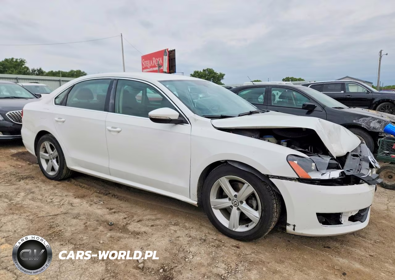 2012 Volkswagen Passat Se VIN:1VWBP7A38CC004268 - 4
