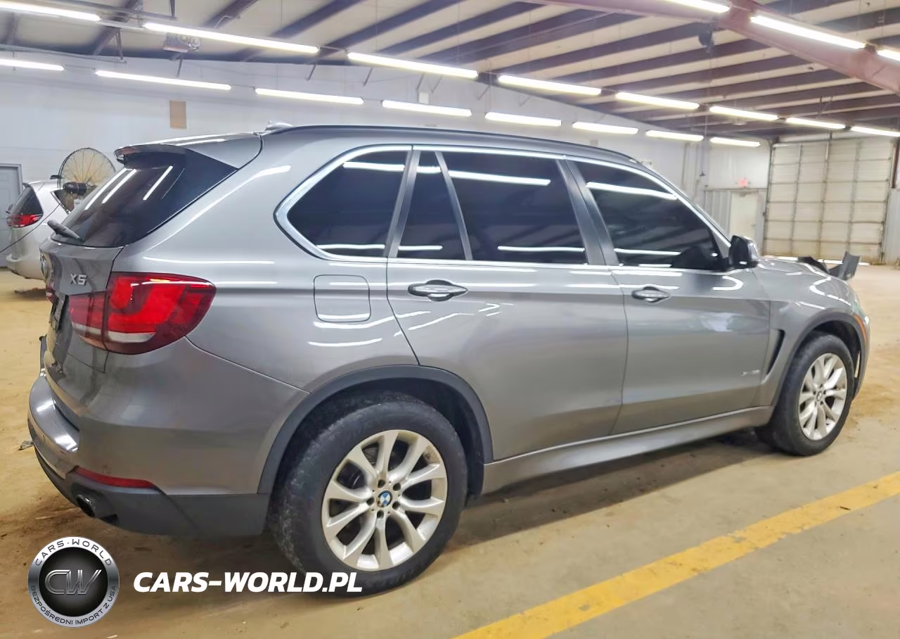 2016 BMW X5 xDrive35I VIN:5UXKR0C5XG0P30464 - 3