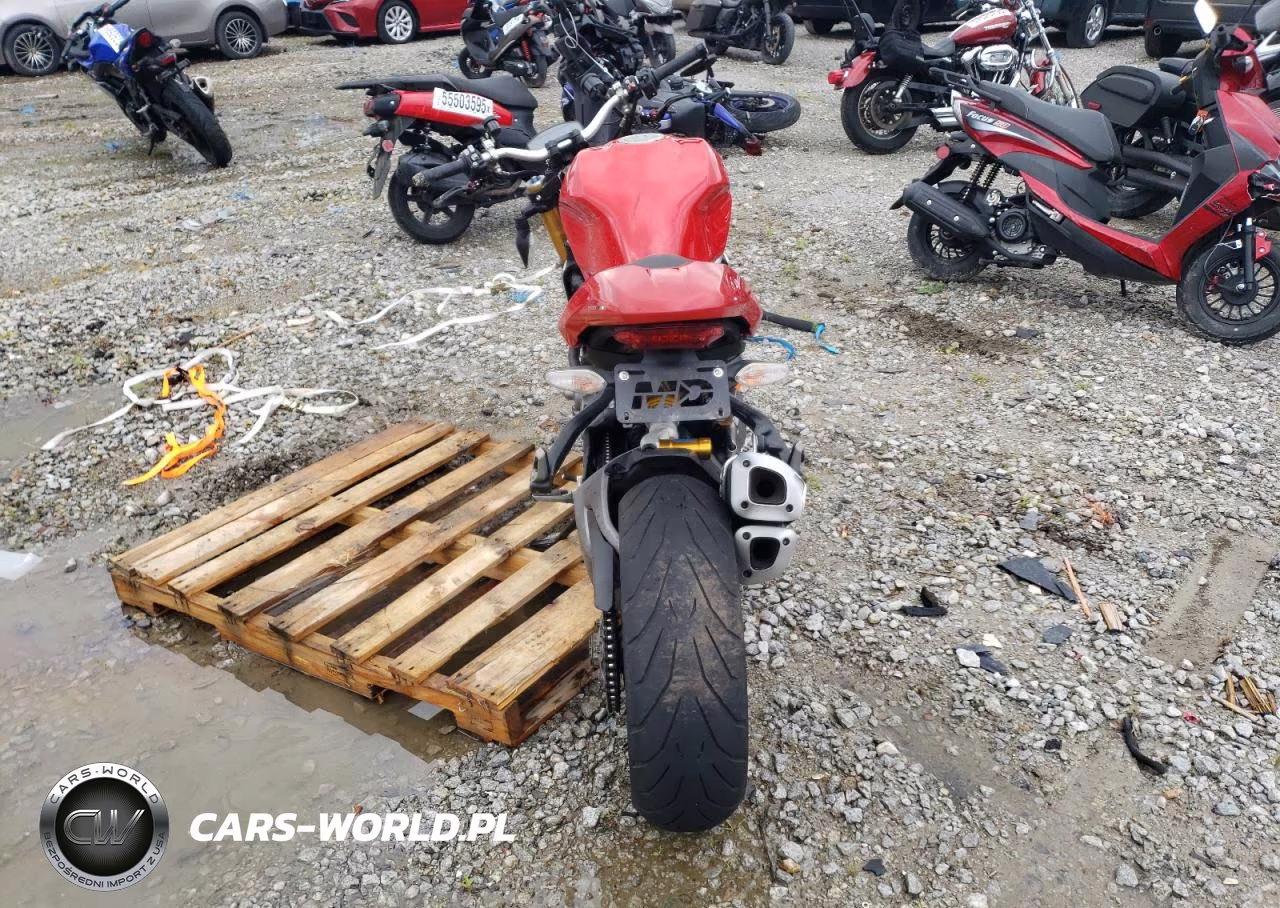2018 Ducati Monster 1200 VIN:ZDMMACFWXJB024926 - 4