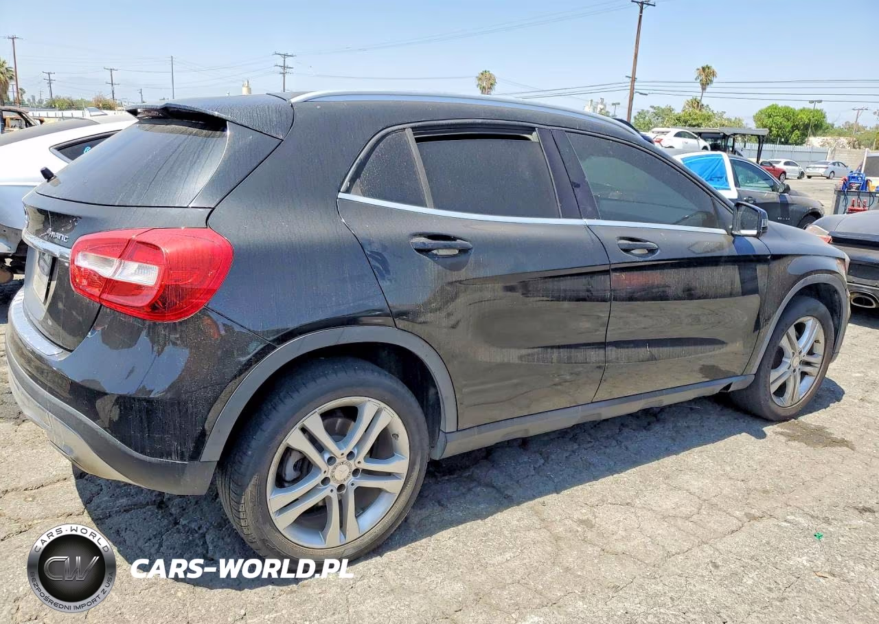2017 Mercedes-Benz Gla 250 4Matic VIN:WDCTG4GB8HJ335921 - 3