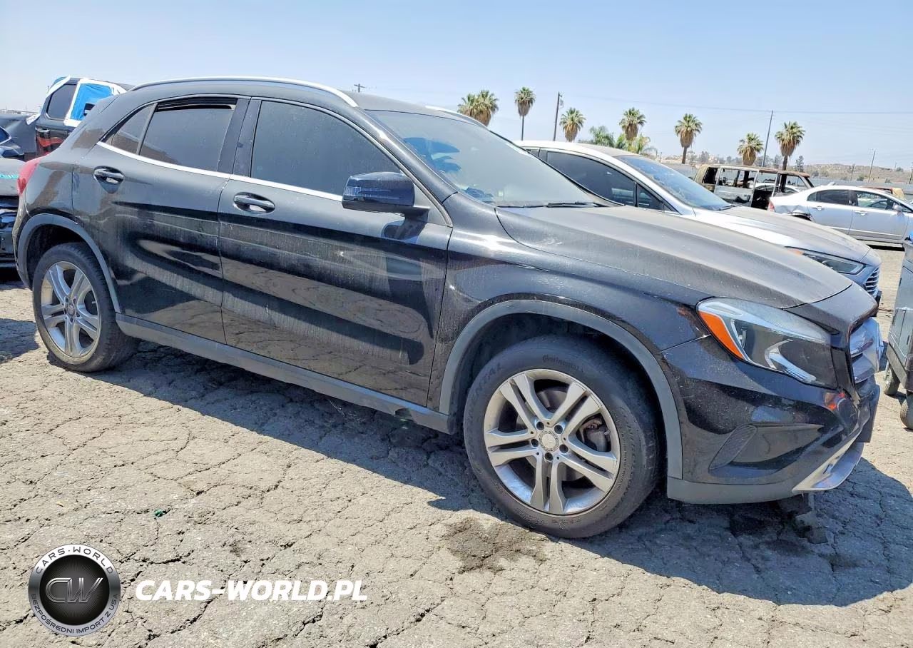 2017 Mercedes-Benz Gla 250 4Matic VIN:WDCTG4GB8HJ335921 - 4