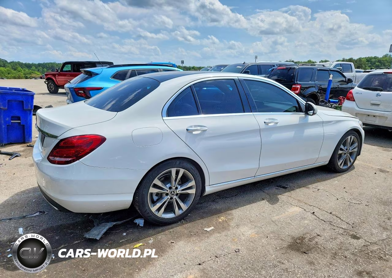 2017 Mercedes-Benz C 300 VIN:55SWF4JB8HU226539 - 3