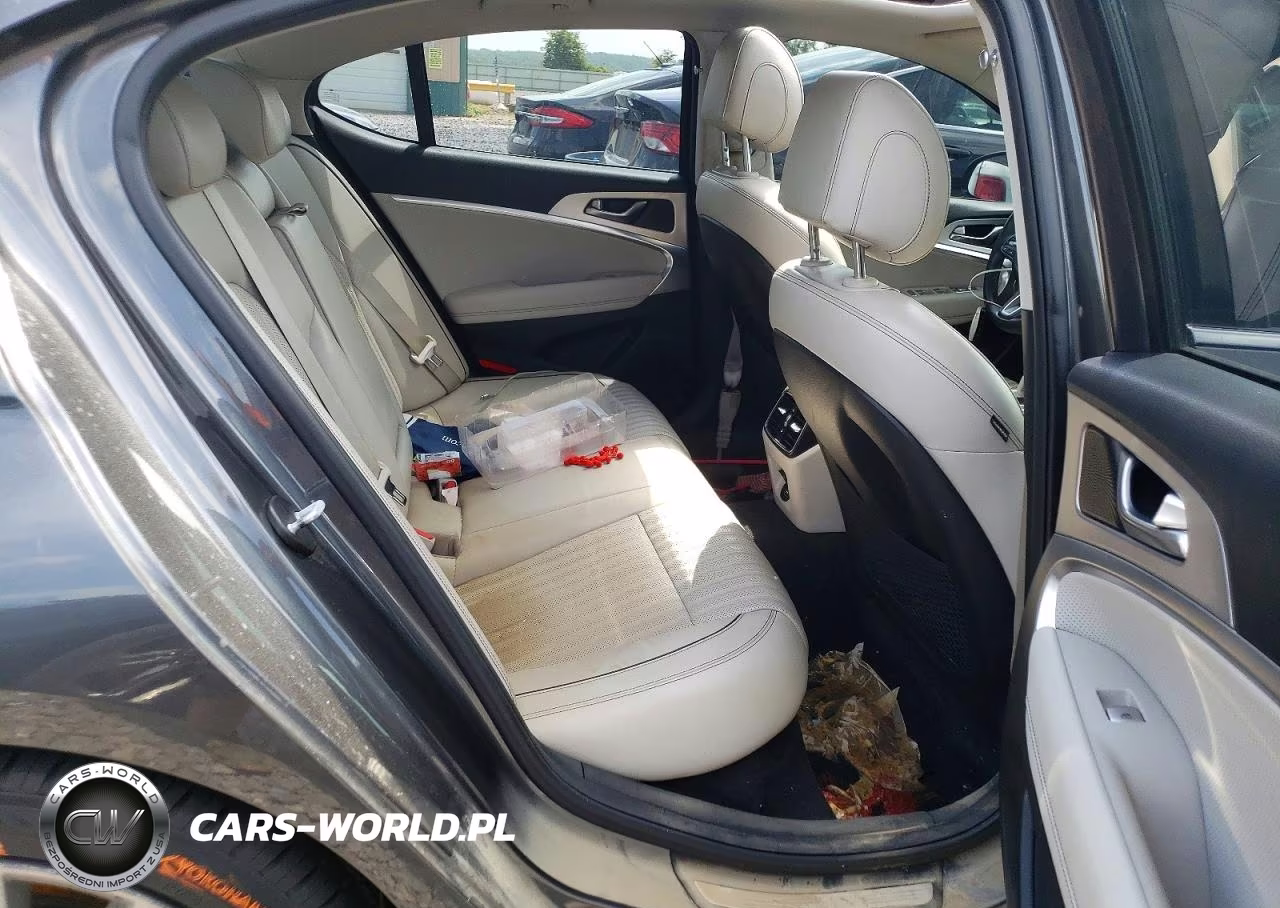 2021 Genesis G70 Elite VIN:KMTG34LA3MU070206 - 10