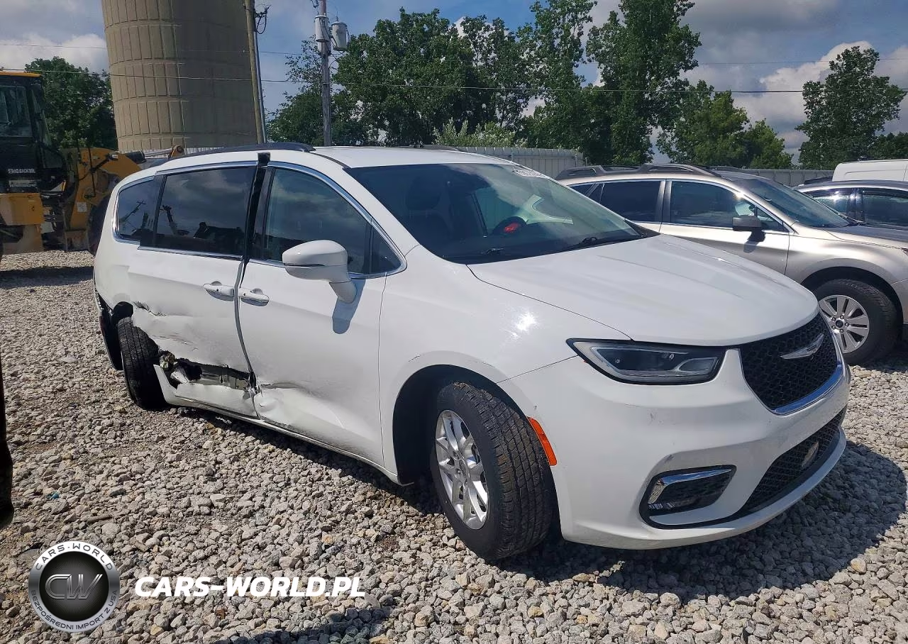 2022 Chrysler Pacifica Touring L VIN:2C4RC1BG7NR109230 - 4