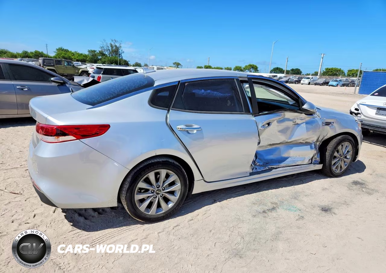 2018 Kia Optima Lx VIN:5XXGT4L38JG255224 - 3