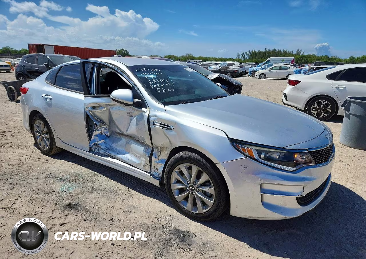 2018 Kia Optima Lx VIN:5XXGT4L38JG255224 - 4