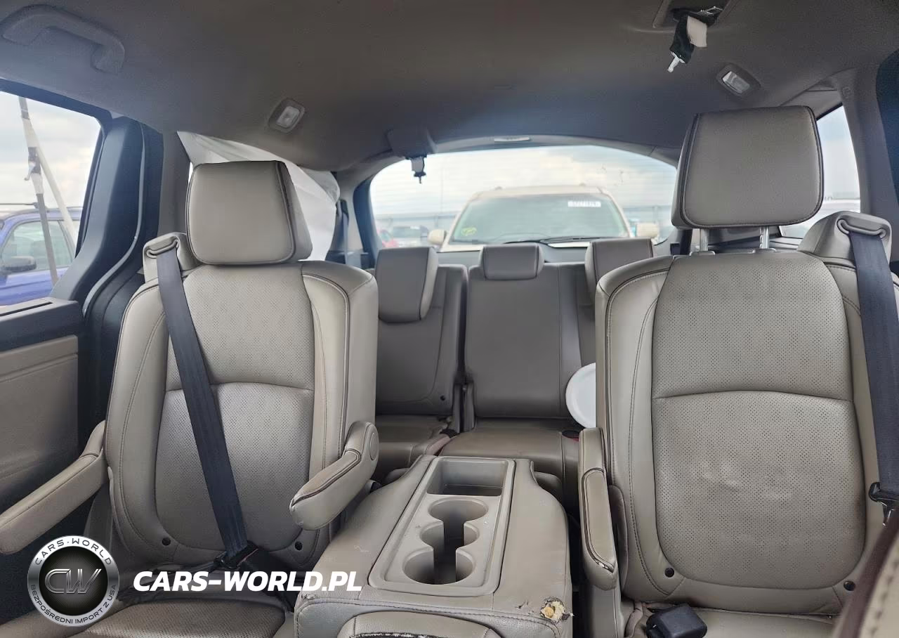 2021 Honda Odyssey Elite VIN:5FNRL6H90MB009969 - 10
