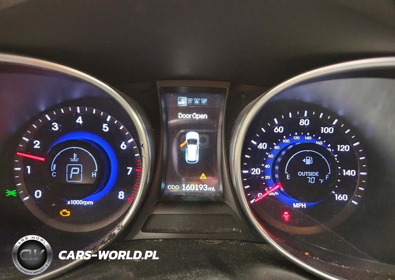 2013 Hyundai Santa Fe Sport 2.4L VIN:5XYZUDLB0DG106044 - 9