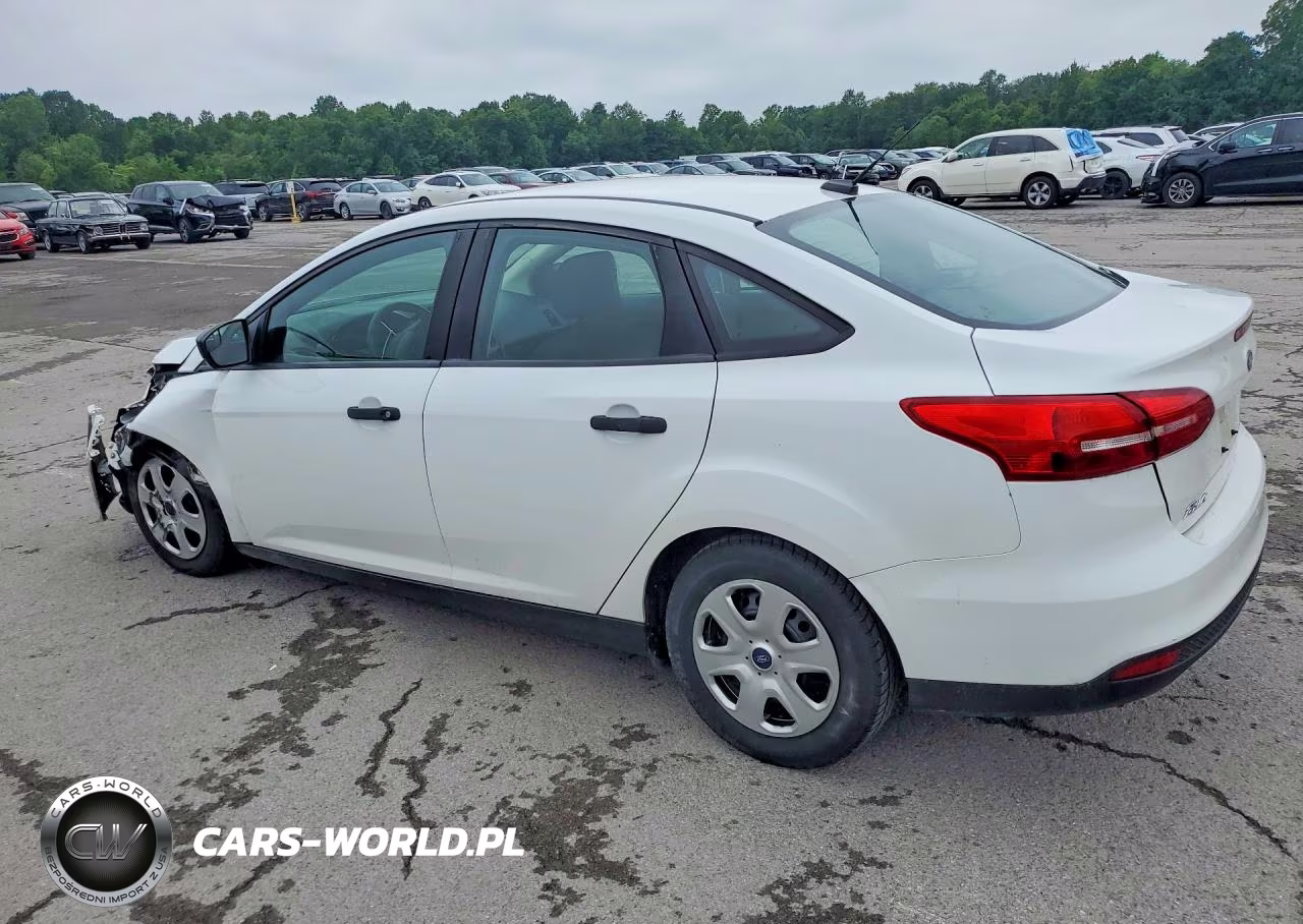 2017 Ford Focus S VIN:1FADP3E22HL294977 - 2