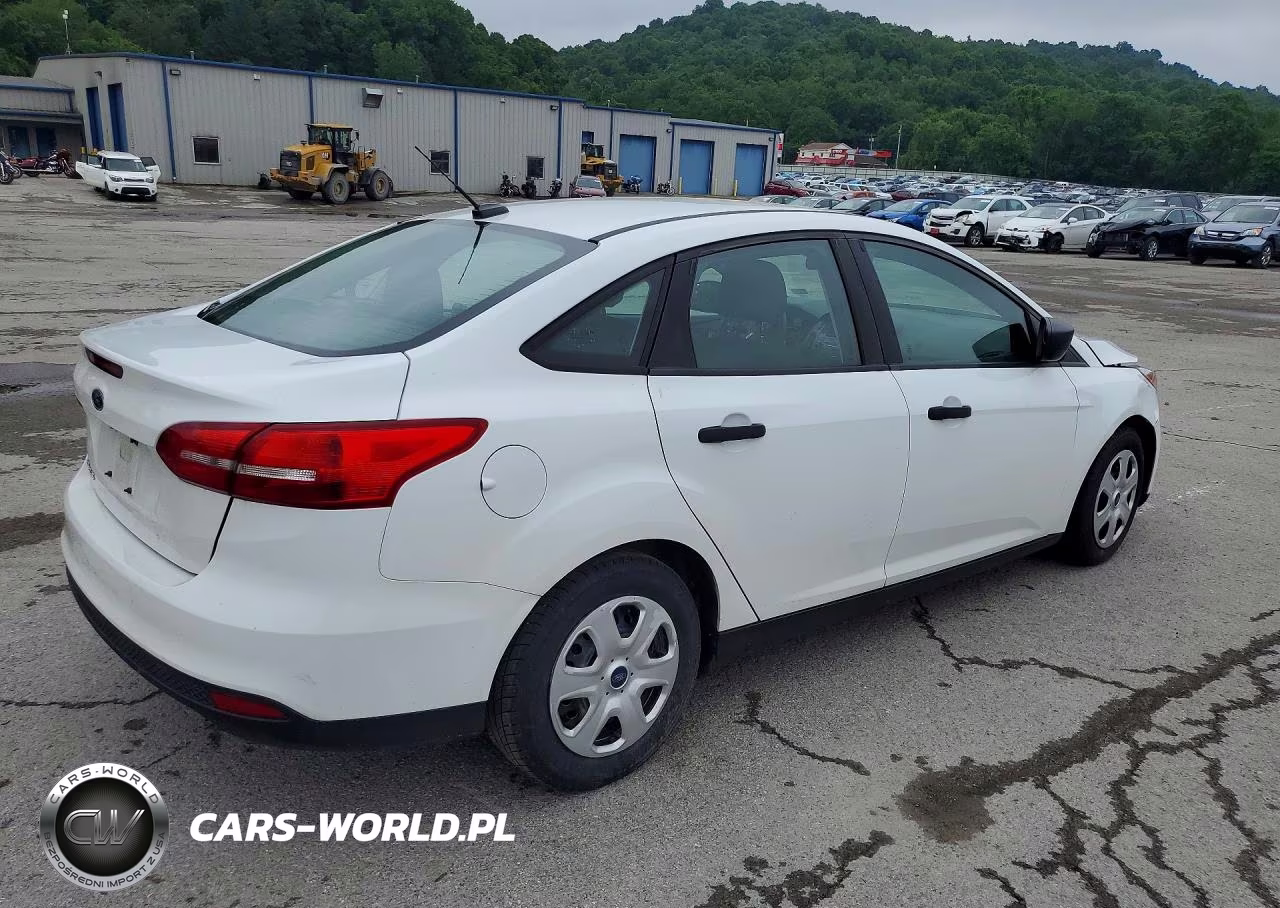 2017 Ford Focus S VIN:1FADP3E22HL294977 - 3
