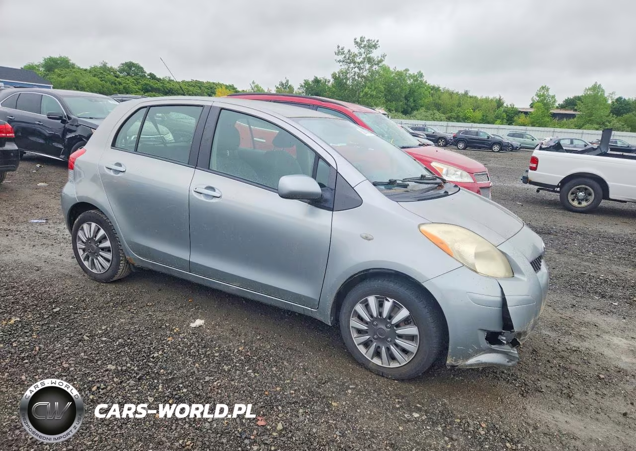 2010 Toyota Yaris Base VIN:JTDKT4K31A5319815 - 4