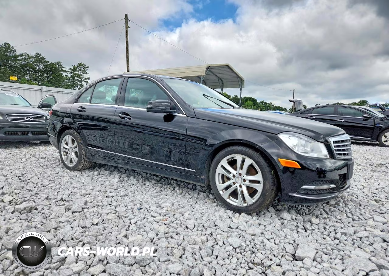 2012 Mercedes-Benz C 300 4Matic VIN:WDDGF8BB7CR191724 - 4