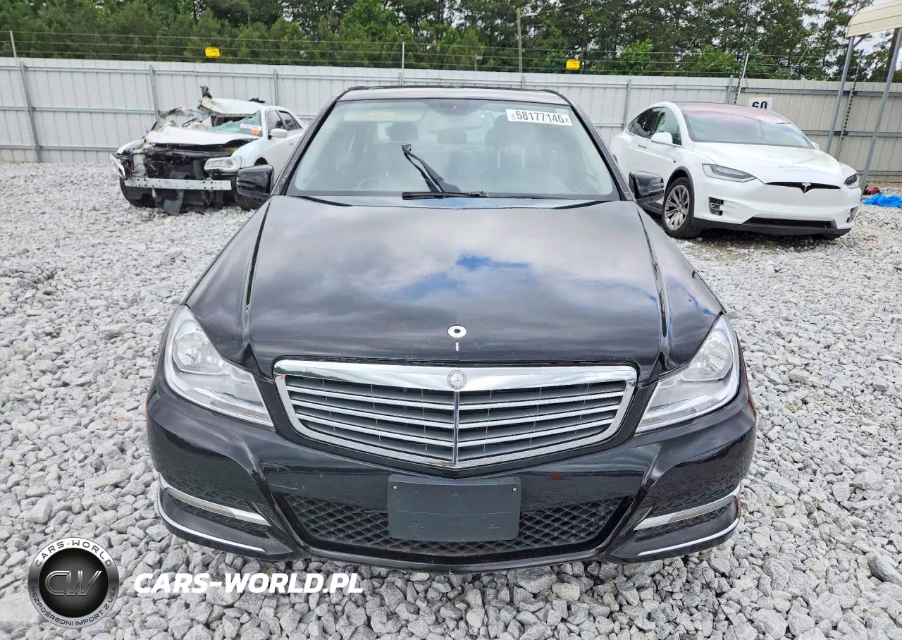 2012 Mercedes-Benz C 300 4Matic VIN:WDDGF8BB7CR191724 - 5