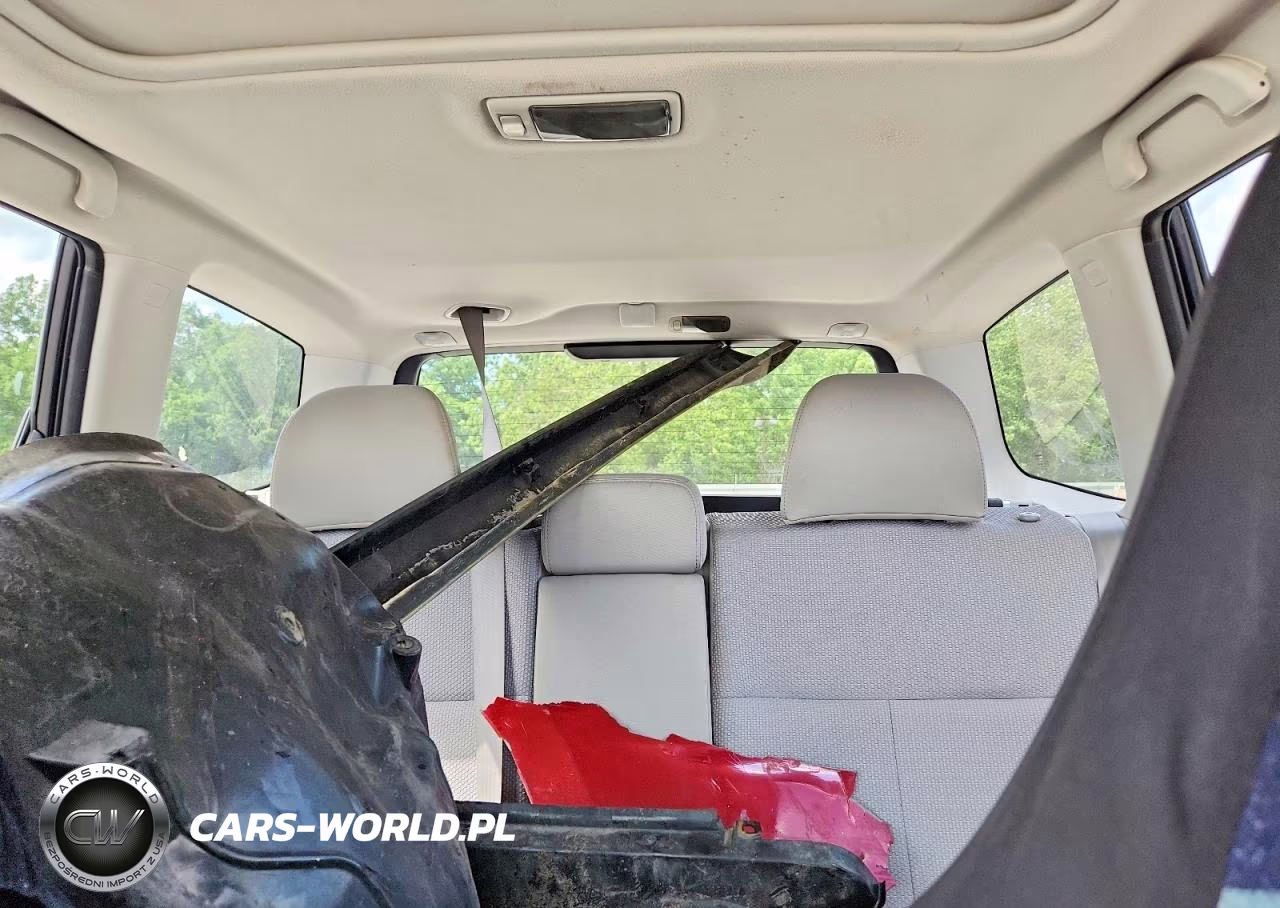 2011 Subaru Forester 2.5X Premium VIN:JF2SHADC5BH772480 - 10