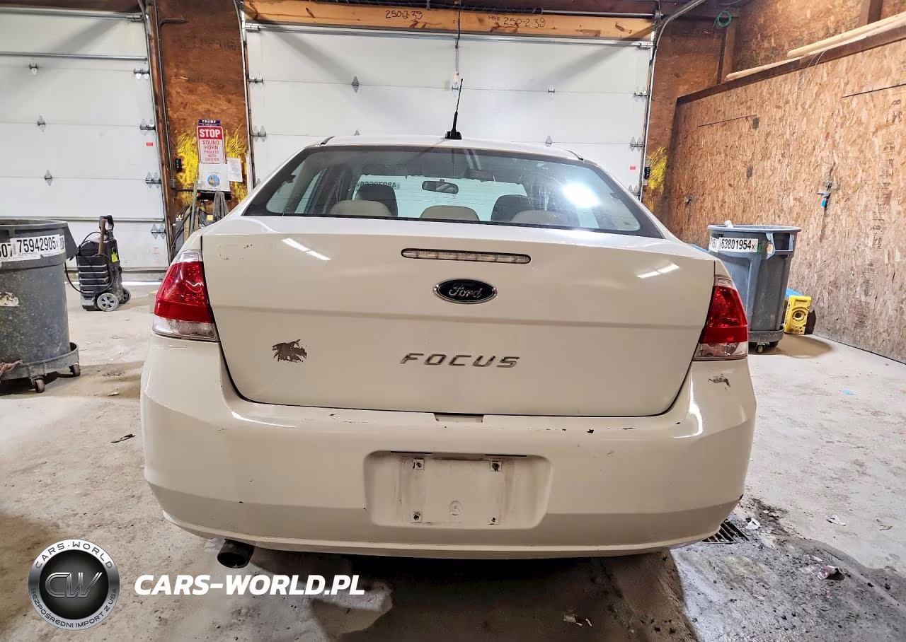 2010 Ford Focus S VIN:1FAHP3ENXAW294306 - 6