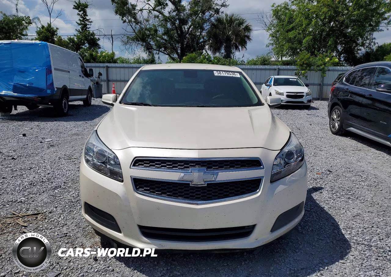 2013 Chevrolet Malibu 1Lt VIN:1G11D5RR0DF109545 - 5
