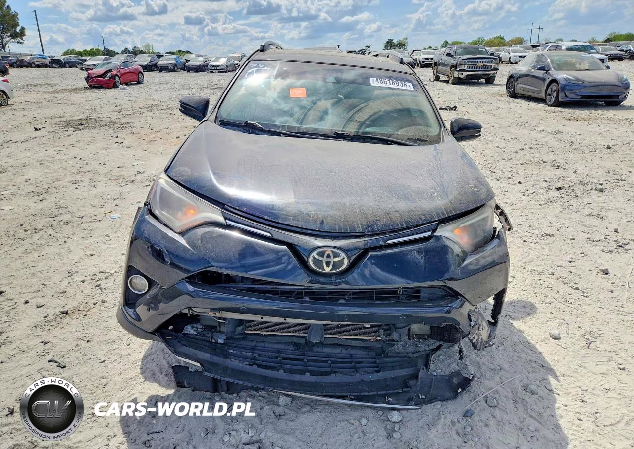 2018 Toyota Rav4 Xle VIN:2T3WFREV7JW421311 - 5