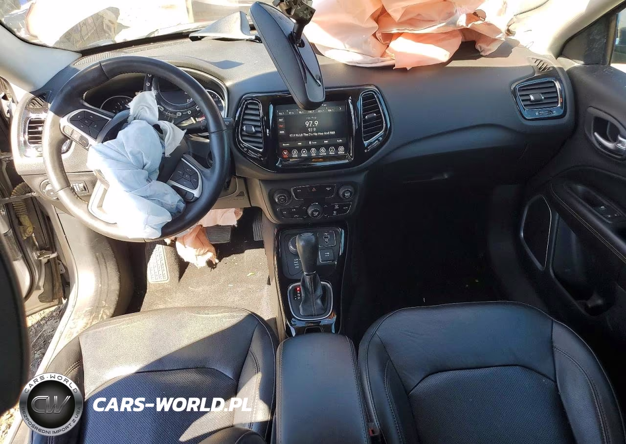 2019 Jeep Compass Limited VIN:3C4NJDCB7KT666110 - 8
