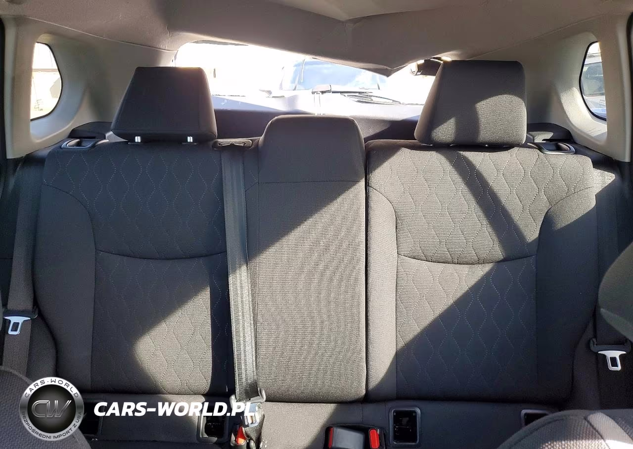 2024 Toyota Corolla Cross Le VIN:7MUCAAAG1RV094398 - 10