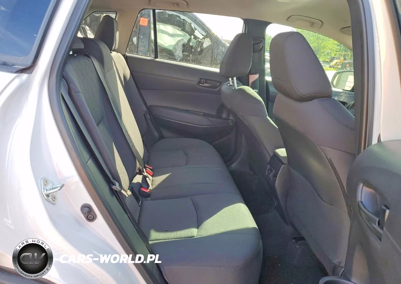 2024 Toyota Corolla Cross Le VIN:7MUCAAAG1RV094398 - 11