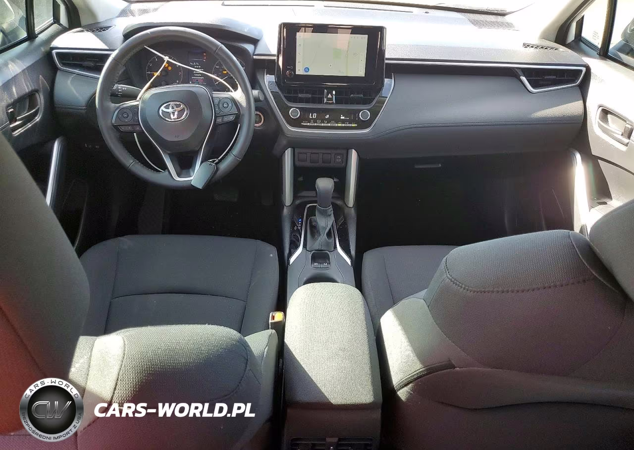 2024 Toyota Corolla Cross Le VIN:7MUCAAAG1RV094398 - 8