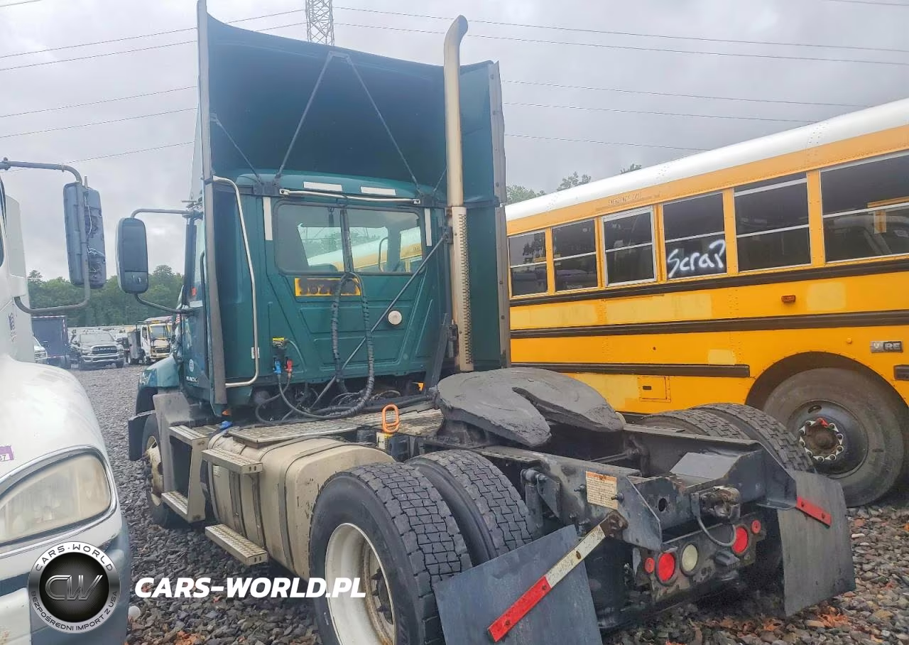 2017 Mack 600 Cxu600 - Semi Truck VIN:1M1AW01X3HM009570 - 3