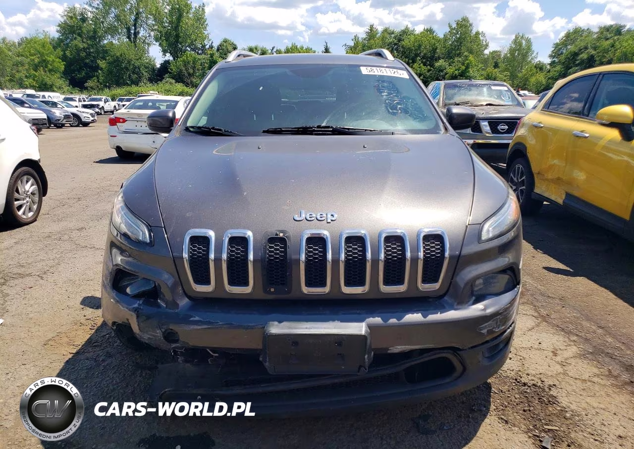 2014 Jeep Cherokee Latitude VIN:1C4PJMCB4EW140606 - 5