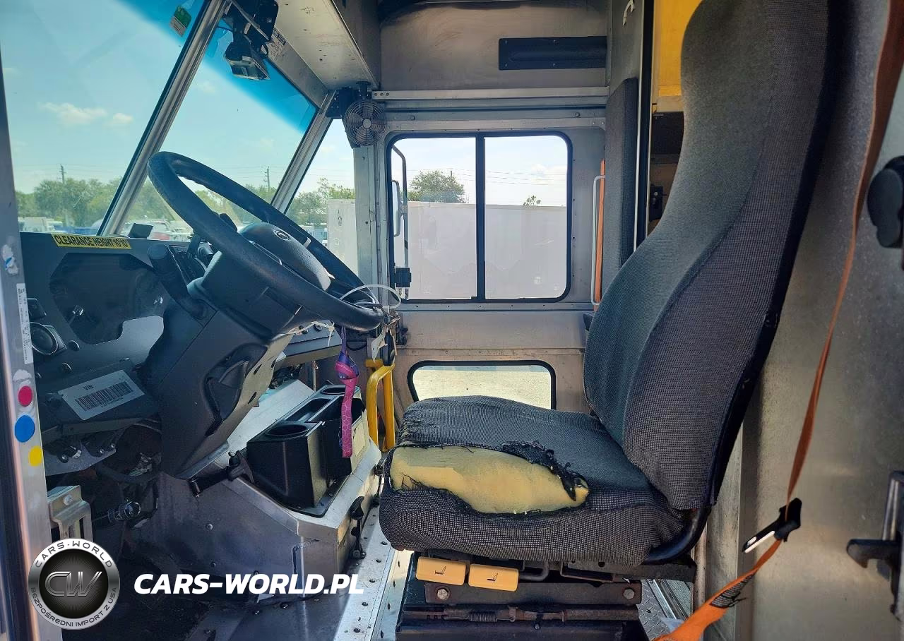 2021 Ford F59 Delivery Truck VIN:1F65F5KNXM0A04902 - 7