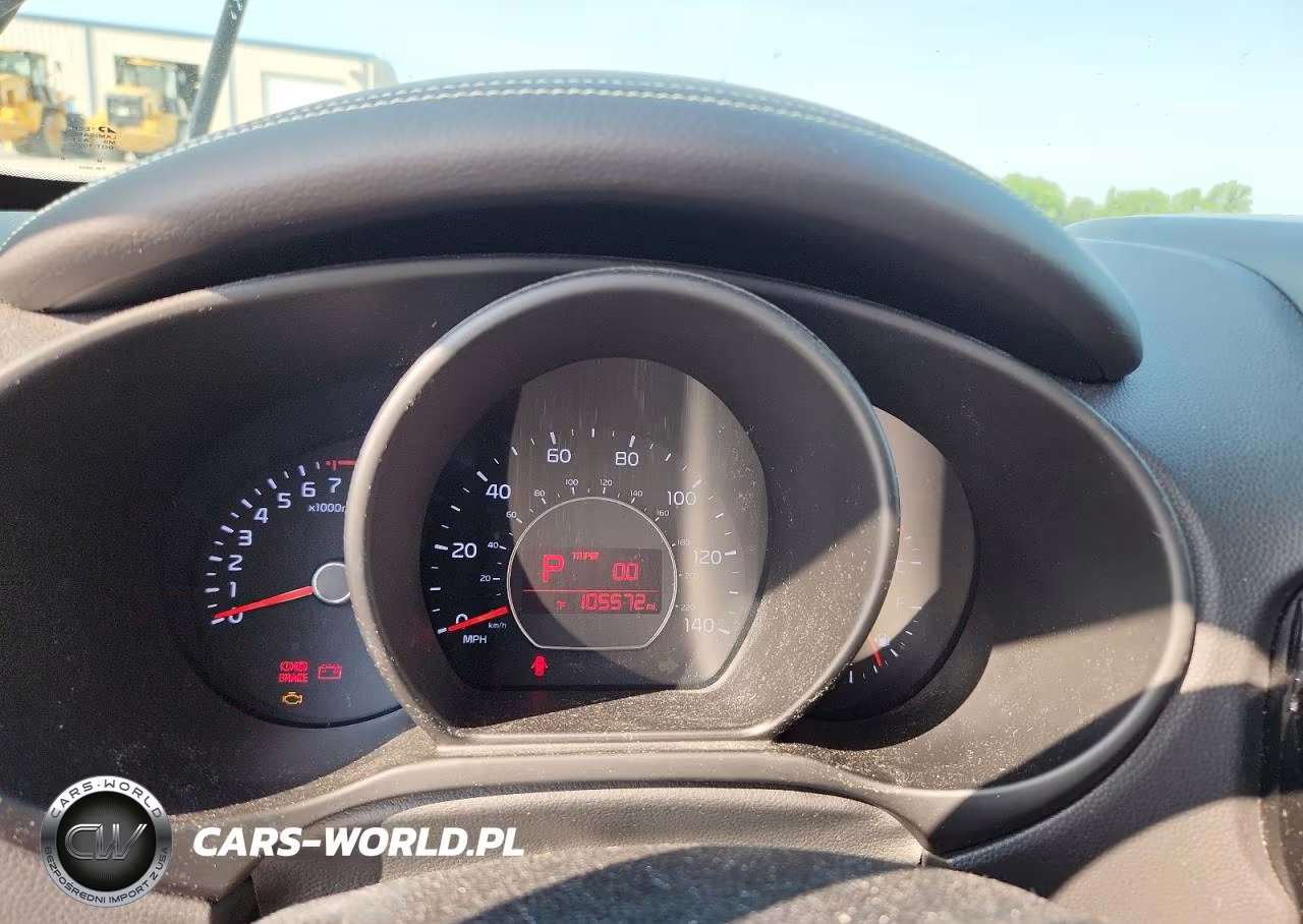 2015 Kia Soul + VIN:KNDJP3A52F7129675 - 9