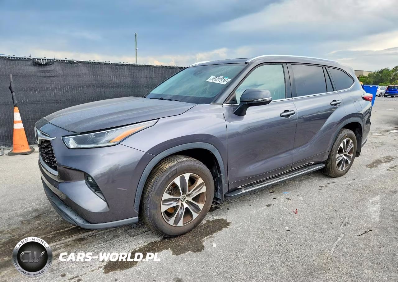 2021 Toyota Highlander Xle – zdjęcie 1 z 13