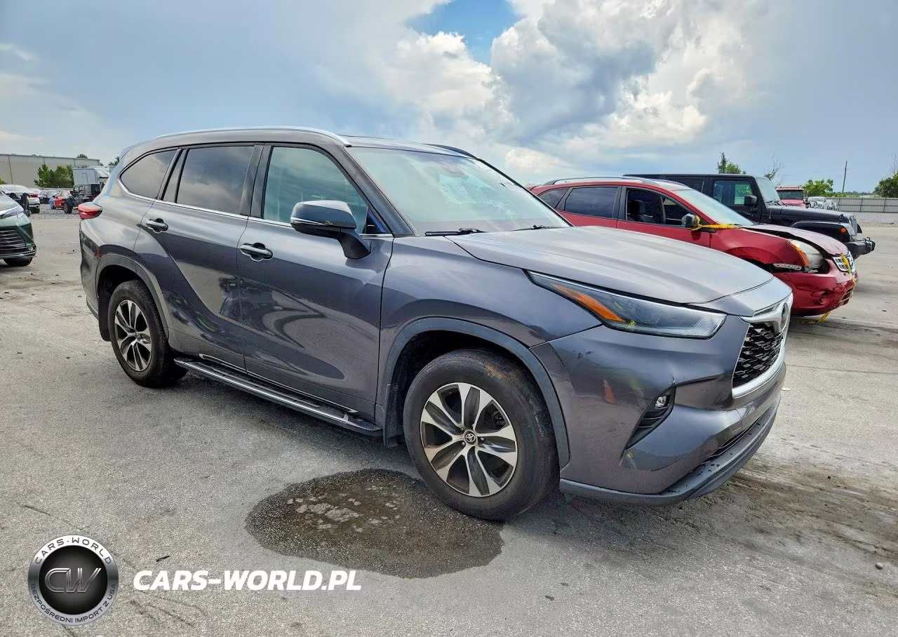 2021 Toyota Highlander Xle VIN:5TDGZRBH2MS547964 - 4