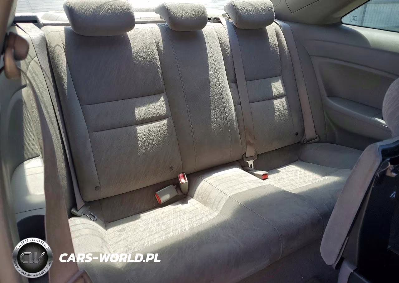2007 Honda Civic Lx VIN:2HGFG12637H537532 - 10