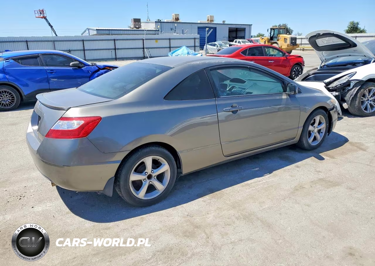 2007 Honda Civic Lx VIN:2HGFG12637H537532 - 3
