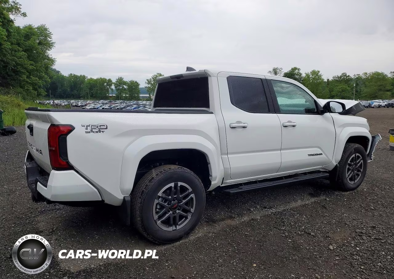 2026 Toyota Tacoma Trd Sport VIN:3TMLB5JN6TM243456 - 3