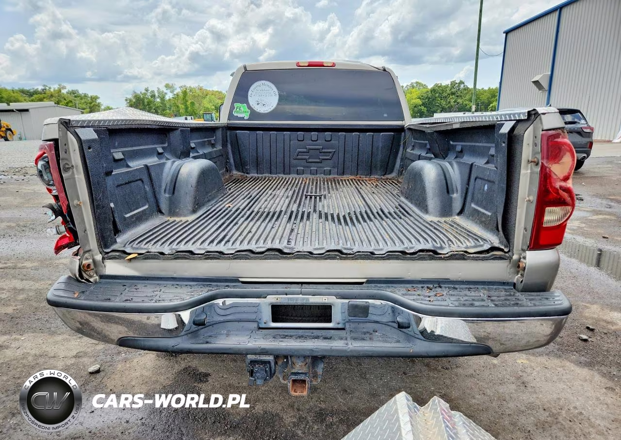 2003 Chevrolet Silverado K2500 Heavy Duty VIN:1GCHK29103E194833 - 6