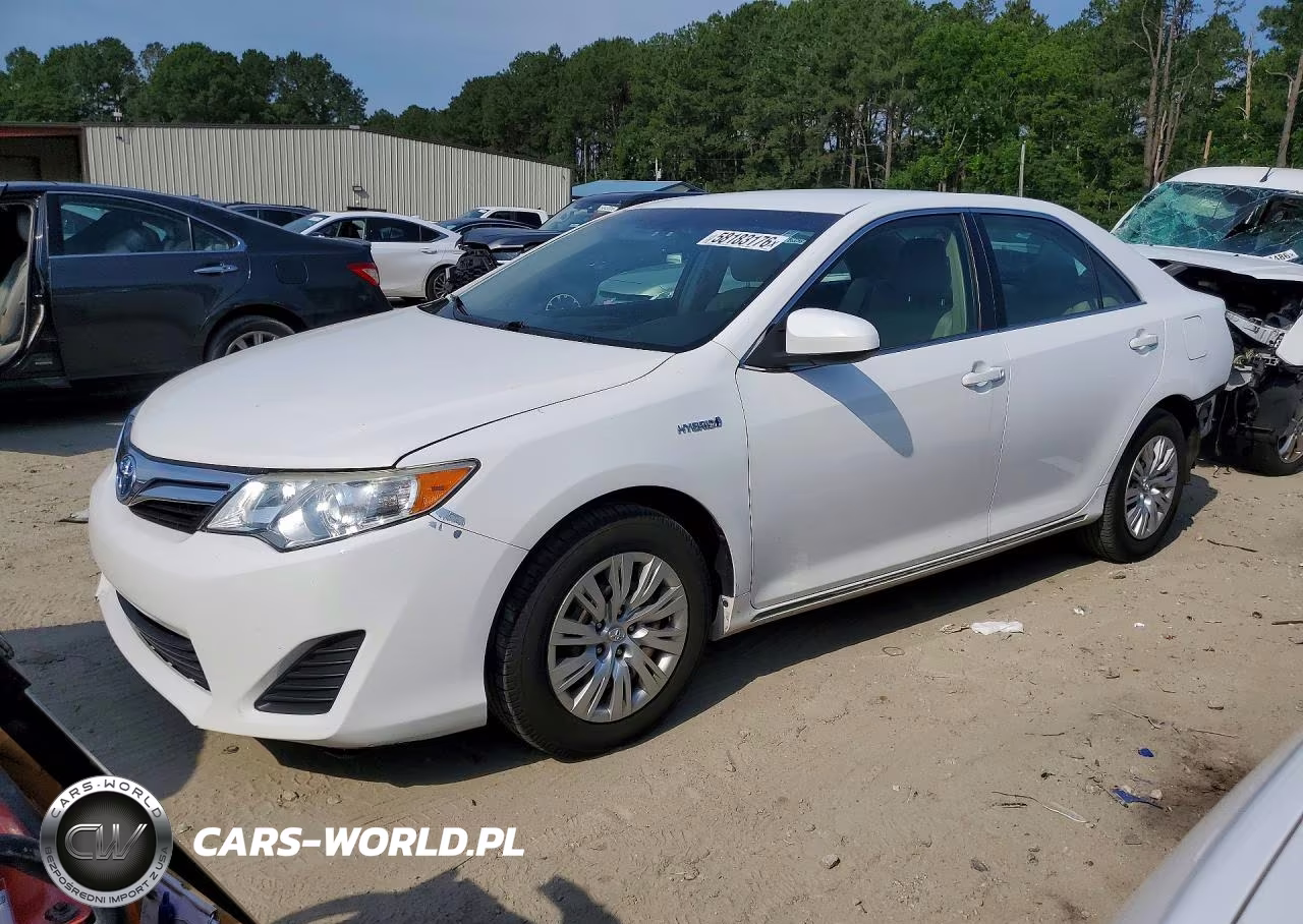 2012 Toyota Camry Hybrid Le – zdjęcie 1 z 12