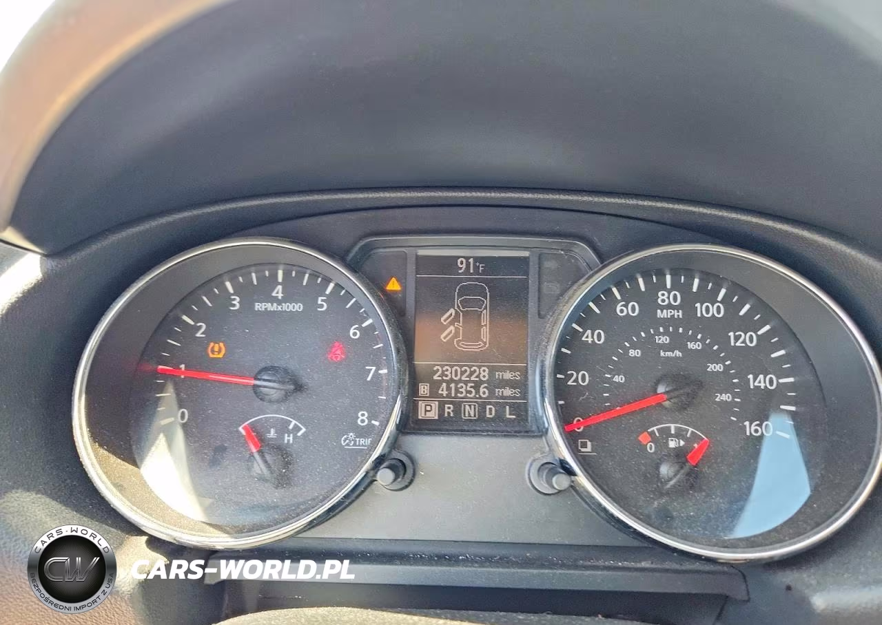 2011 Nissan Rogue S VIN:JN8AS5MT2BW565130 - 9