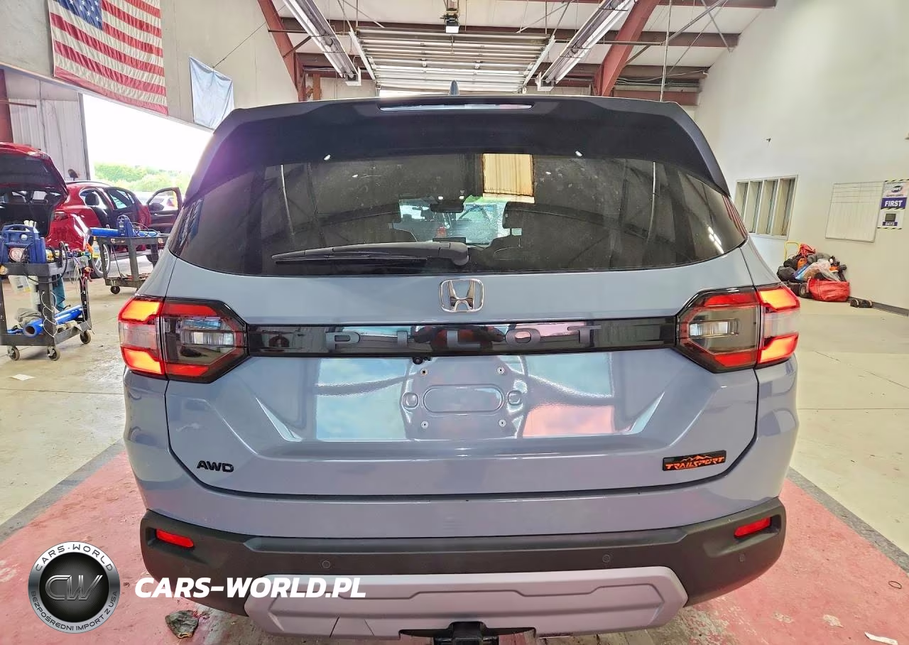 2023 Honda Pilot Trailsport VIN:5FNYG1H68PB000739 - 6