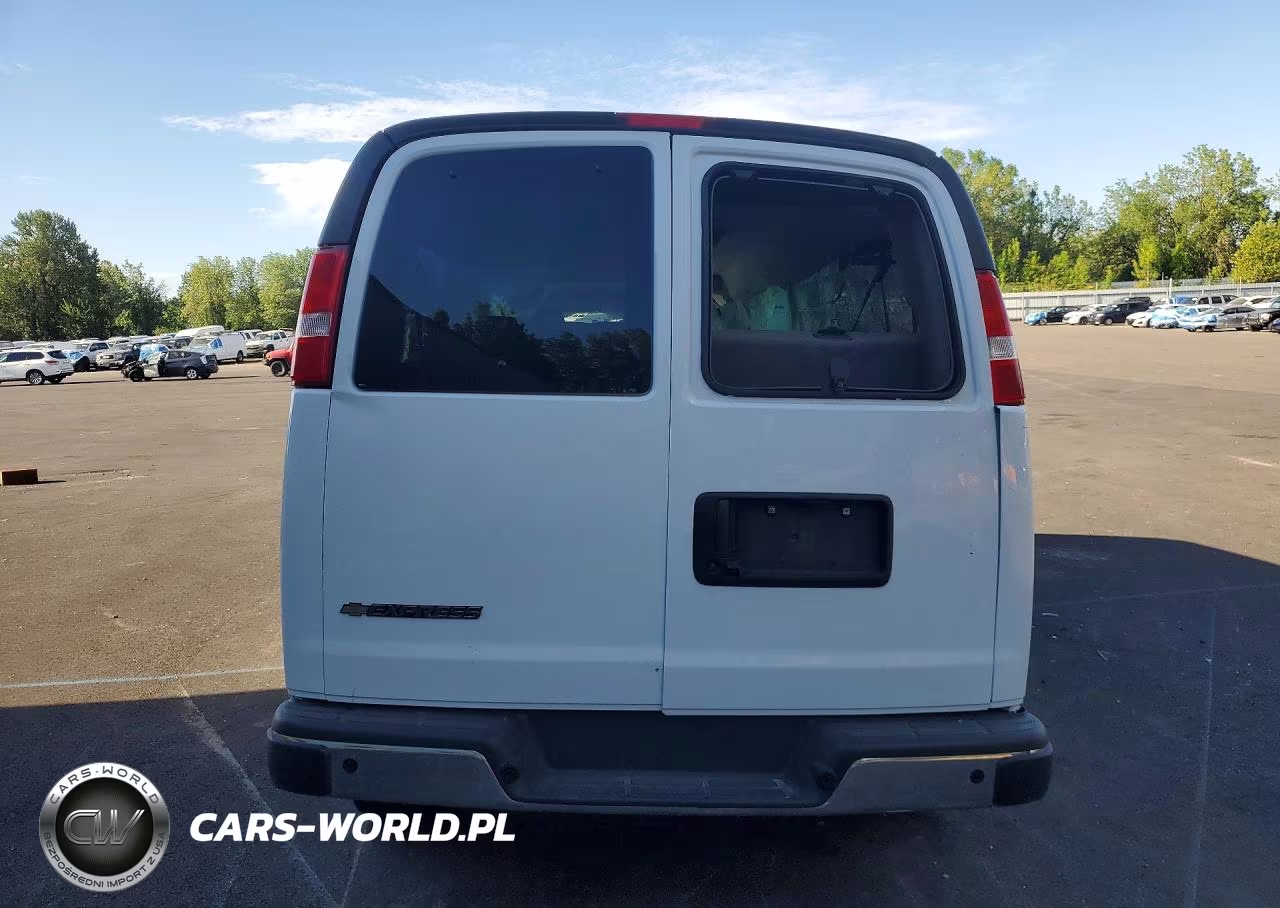 2025 Chevrolet Express G3500 VIN:1GAZGPFP8S1255212 - 6