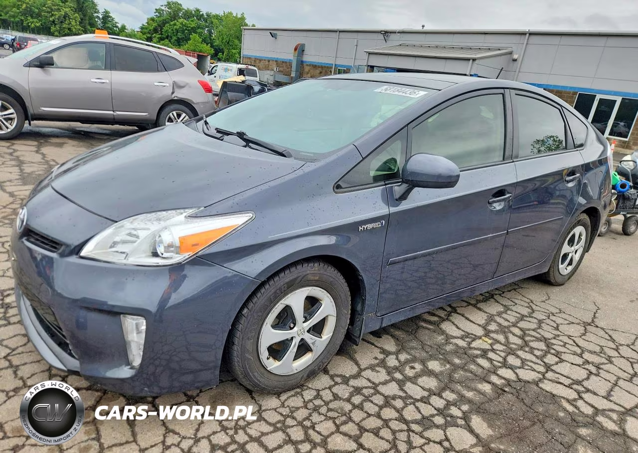 2015 Toyota Prius Four – zdjęcie 1 z 12
